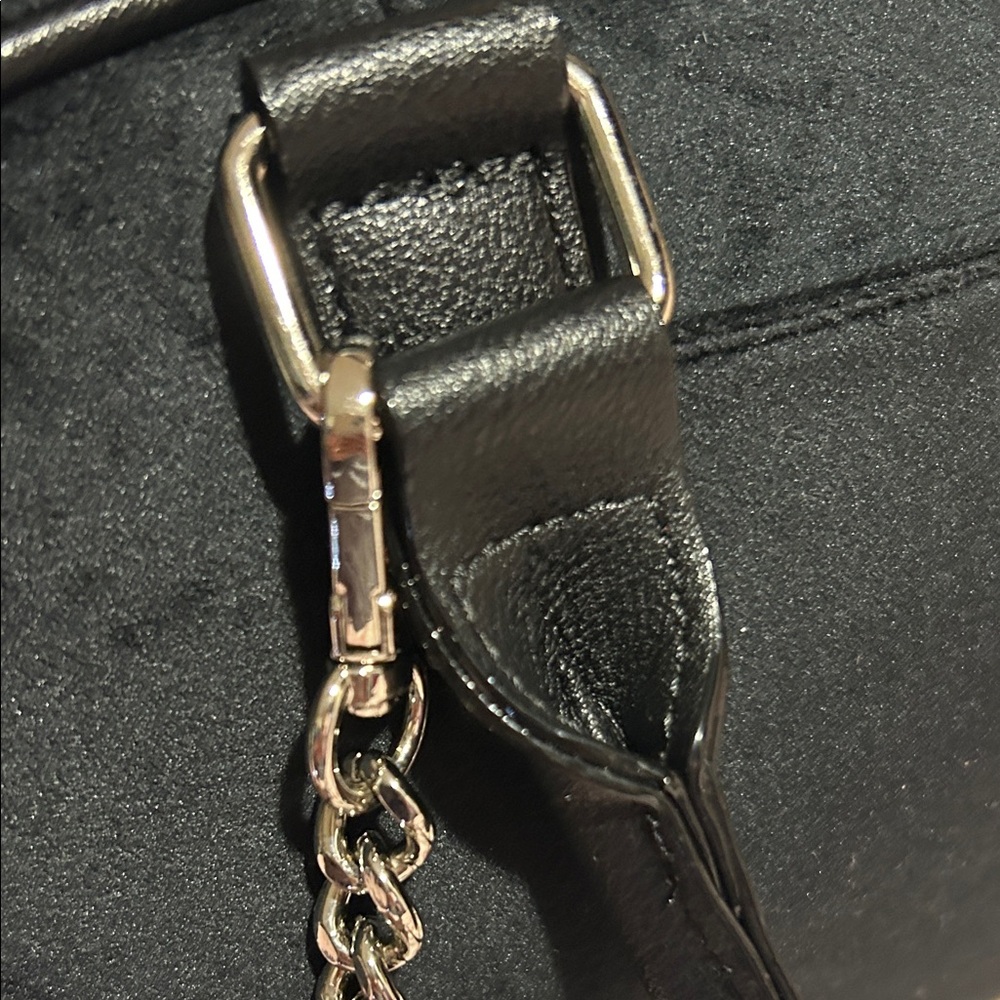 Juicy Couture Never a Dull Moment Hobo/satchel. - Picture 13 of 13